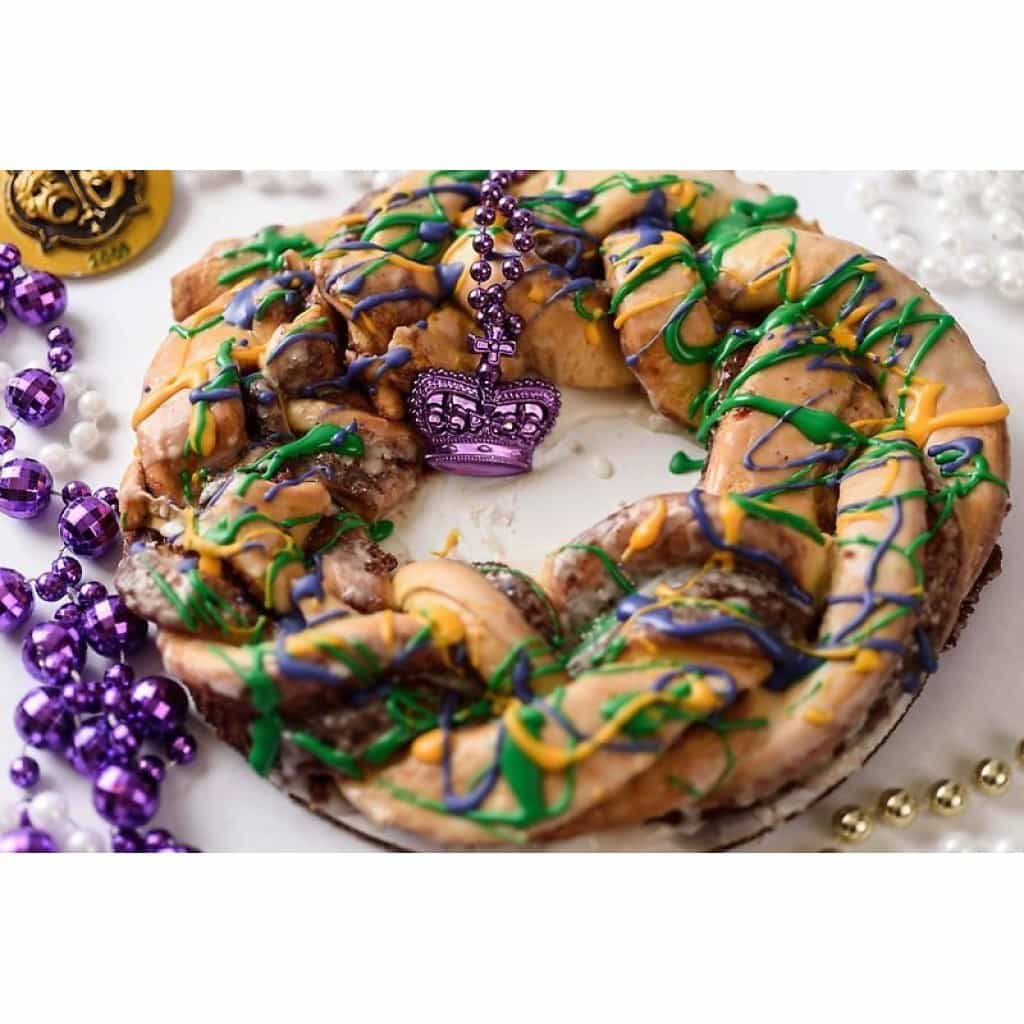 Crystal Weddings Mardi Gras King Cake