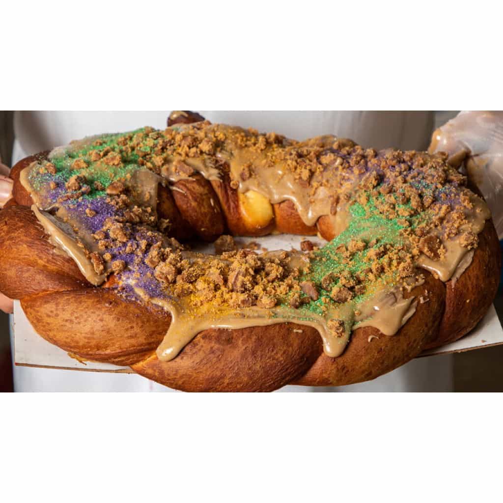 Cartozzo's Pecan Praline King Cake (Kit)