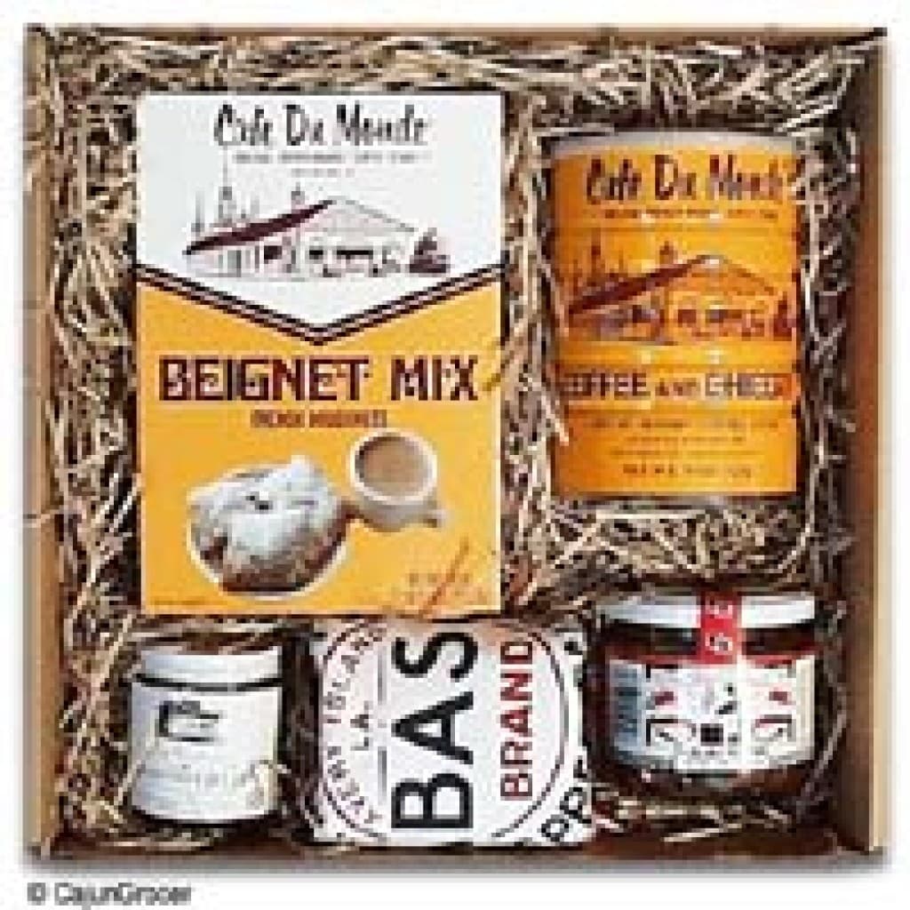 New Orleans Café of the World Gift Box with Café Du Monde Items