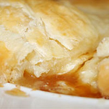 POUPARTS Baked Brie w/ Praline in Puff Pastry